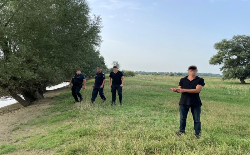 Tânăr din R. Moldova oprit la frontieră după ce a încercat să intre ilegal în România, traversând înot râul Prut
