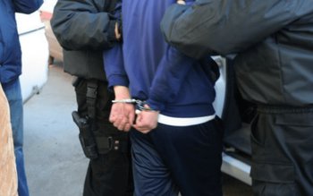 Adolescent arestat preventiv după ce …