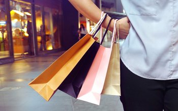 Rușii călătoresc în Belarus pentru …