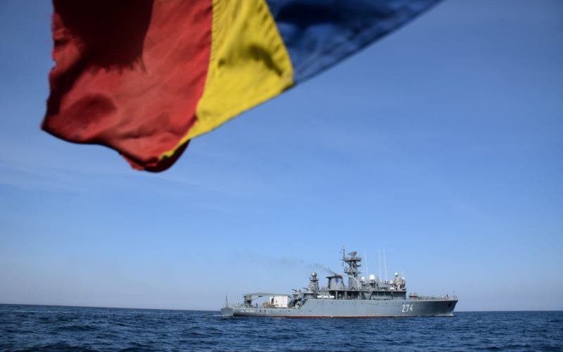 Alertă în Marea Neagră! O navă militară românească, cu 75 de marinari la bord, avariată în Marea Neagră. S-a lovit de o mină