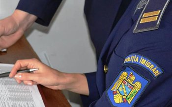 Aproape 11.500 de avize de …