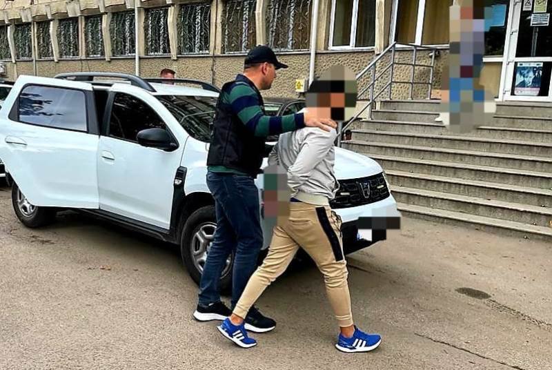 Caz șocant la Botoșani! Tânăr reținut de polițiști după ce a tâlhărit și violat o femeie