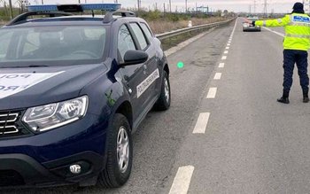 Mașină cu numere false descoperită …