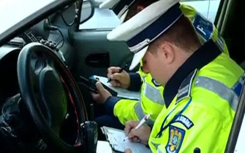 Botoșănean depistat în trafic fără permis de conducere