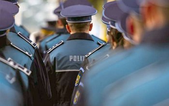 Demisii şi pensionări în Poliţie, …