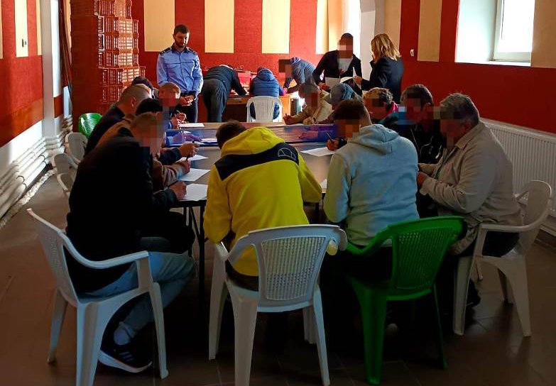 „ÎN SIGURANŢĂ LA VOLAN – STOP ACCIDENTELOR RUTIERE” - Programul ajuns la a 3-a serie de persoane susţinute pentru reintegrare socială