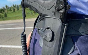 Bărbat reținut de polițiști, după …