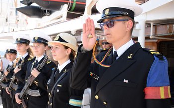 Marinarii militari promovează cariera militară …