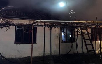 Casă dintr-o comună din județ …