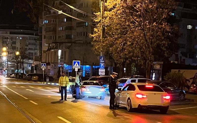 4 permise de conducere și 5 certificate de înmatriculare reținute într-o acțiune a polițiștilor botoșăneni - FOTO
