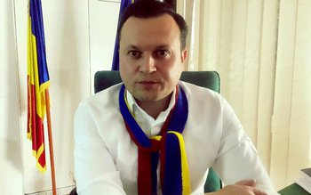 Cătălin Silegeanu: „La mulți ani …