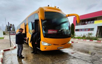 A acceptat să deţină un …