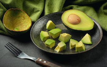 Un avocado pe zi previne …