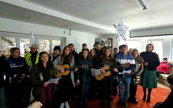 Polițiștii au oferit cadouri copiilor …