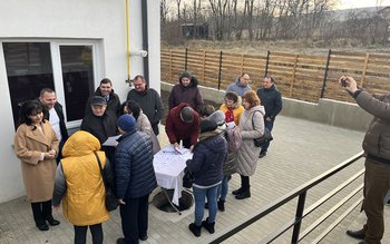 Cadou de Crăciun pentru 16 …