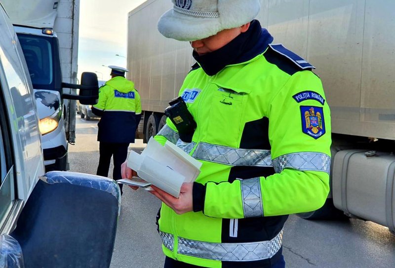 Acțiune a polițiștilor botoșăneni pentru prevenirea accidentelor rutiere - FOTO