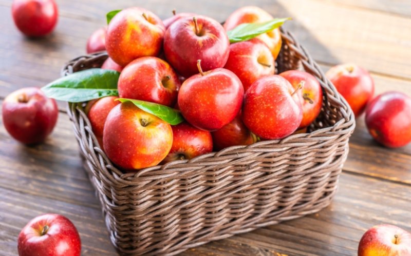 Două mere pe zi țin medicul departe de totdeauna?