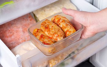 Cât timp putem ține sarmalele …