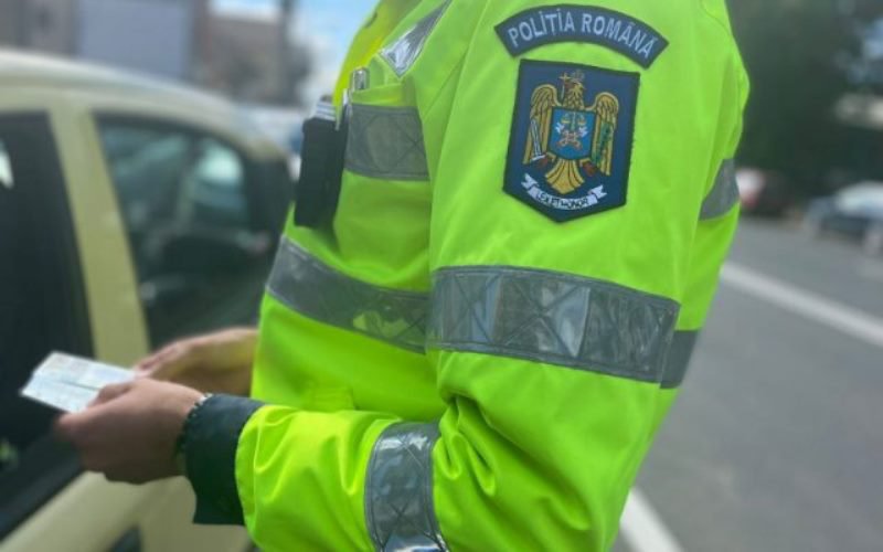 Zeci de sancțiuni după mai multe acțiuni organizate de polițiști în județul Botoșani