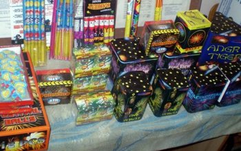 Articole pirotehnice ridicate de polițiști …