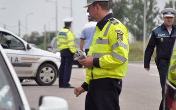 Intervenții ale polițiștilor botoșăneni. Forțele …