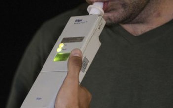 Tânăr cu alcoolemie record prins …