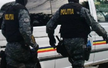 Percheziții la un bărbat care …