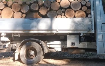 Material lemnos fără documente confiscat …