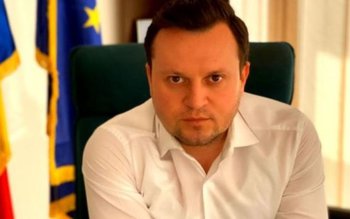 Cătălin Silegeanu: „Problema câinilor vagabonzi …