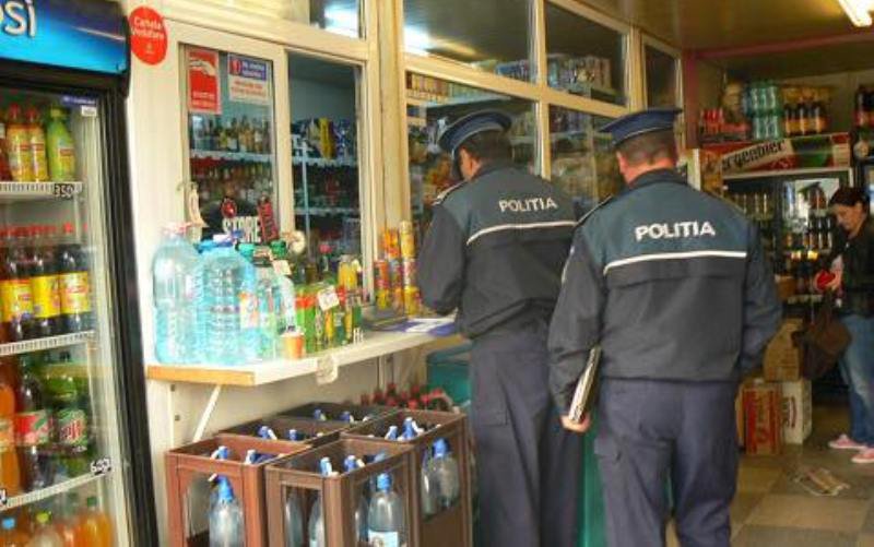 Magazinele din zona orașului Săveni luate la „bani mărunți” de poliția economică
