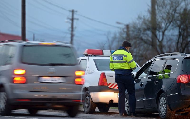 Șapte permise de conducere reținute în ultimele 24 de ore