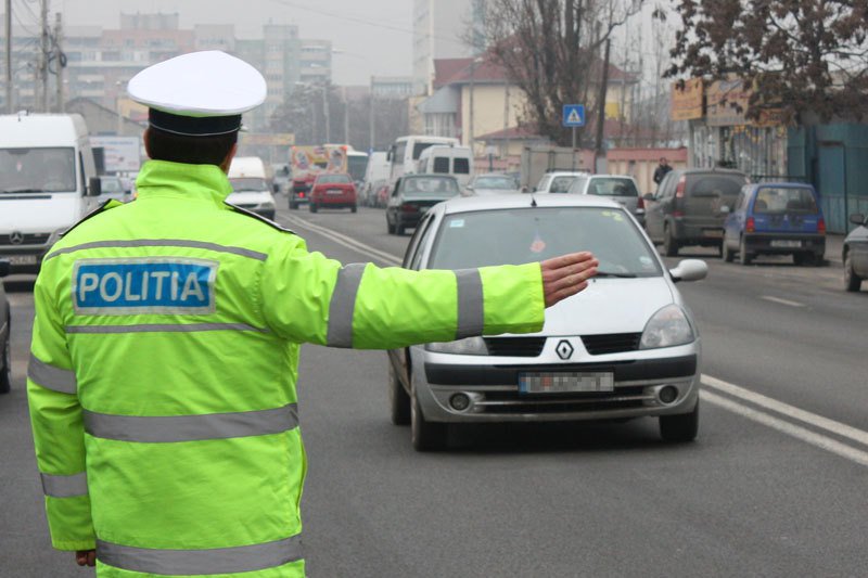 Peste 250 de autovehicule verificate de polițiști în cadrul unei acțiuni la Darabani