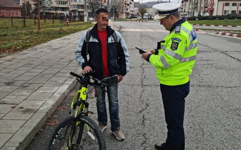 Polițiștii botoșăneni, acțiuni în rândul pietonilor și bicicliștilor