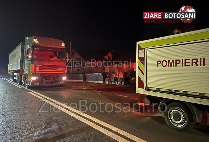 Accident în Dealu Mare, Dorohoi! Femeie ajunsă la spital după impactul dintre o mașină și un TIR - FOTO
