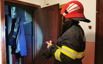 Garsonieră din Botoșani cuprinsă de …