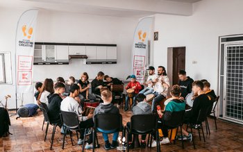 Proiectul educațional #PREƧENT ia amploare …