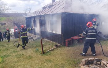 Casă din Horlăceni cuprinsă de …