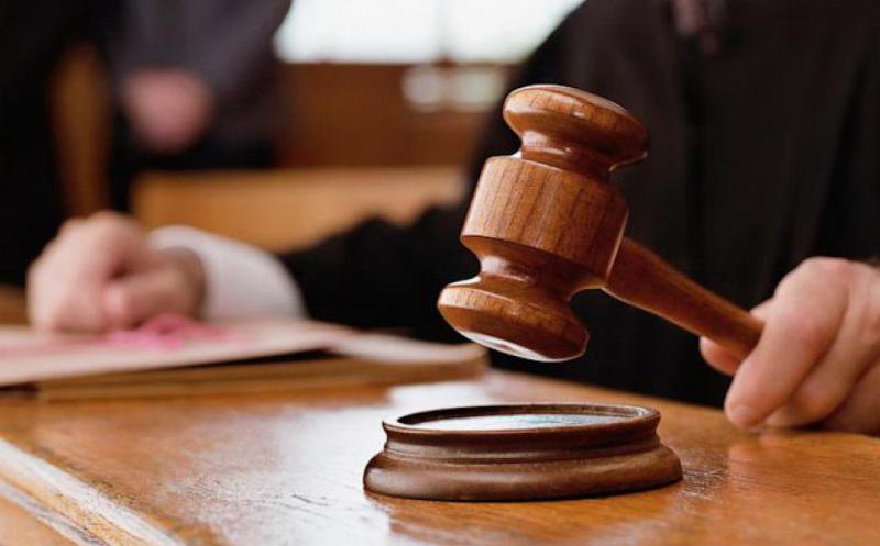 Tânăr condamnat la 120 de zile de închisoare pentru deținere de droguri de risc