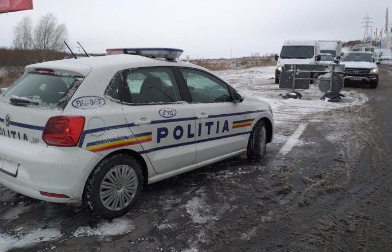 Botoșani: Circulaţia rămâne închisă pe unele tronsoane de drumuri județene și naţionale