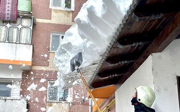 Pompierii botoșăneni continuă să intervină …