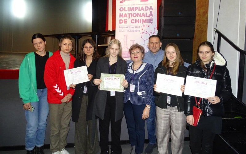 Elevi din județul Botoșani premiați la Olimpiada Națională de Chimie