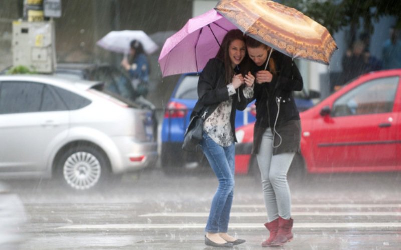 Informare meteo de ploi, instabilitate atmosferică și vânt pentru județul Botoșani