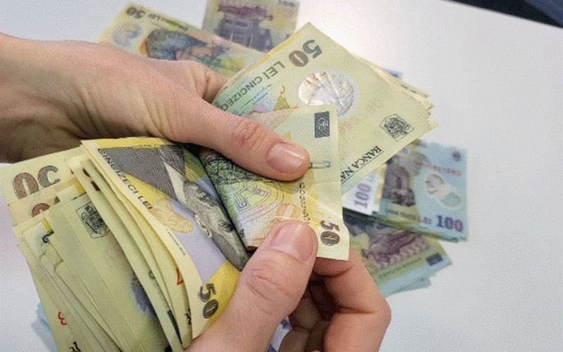 Bancnote care nu vor mai fi primite în magazinele din România. Scapă urgent de ele