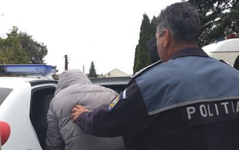 Tânăr reținut pentru furt calificat, …