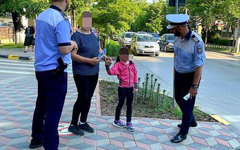 „Traversăm în siguranță!” motto-ul campaniei …