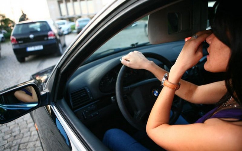 Femeie din Botoșani, depistată sub influența alcoolului, la volan