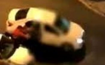 Bărbat extras, de către polițiști, …