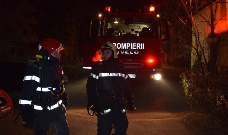 Incendiu izbucnit într-un apartament din Botoșani