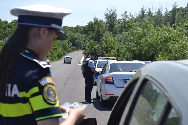 Peste 50 de permise de conducere reținute în week-endul care a trecut, la Botoșani