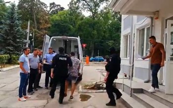 Trei persoane implicate în scandalul …